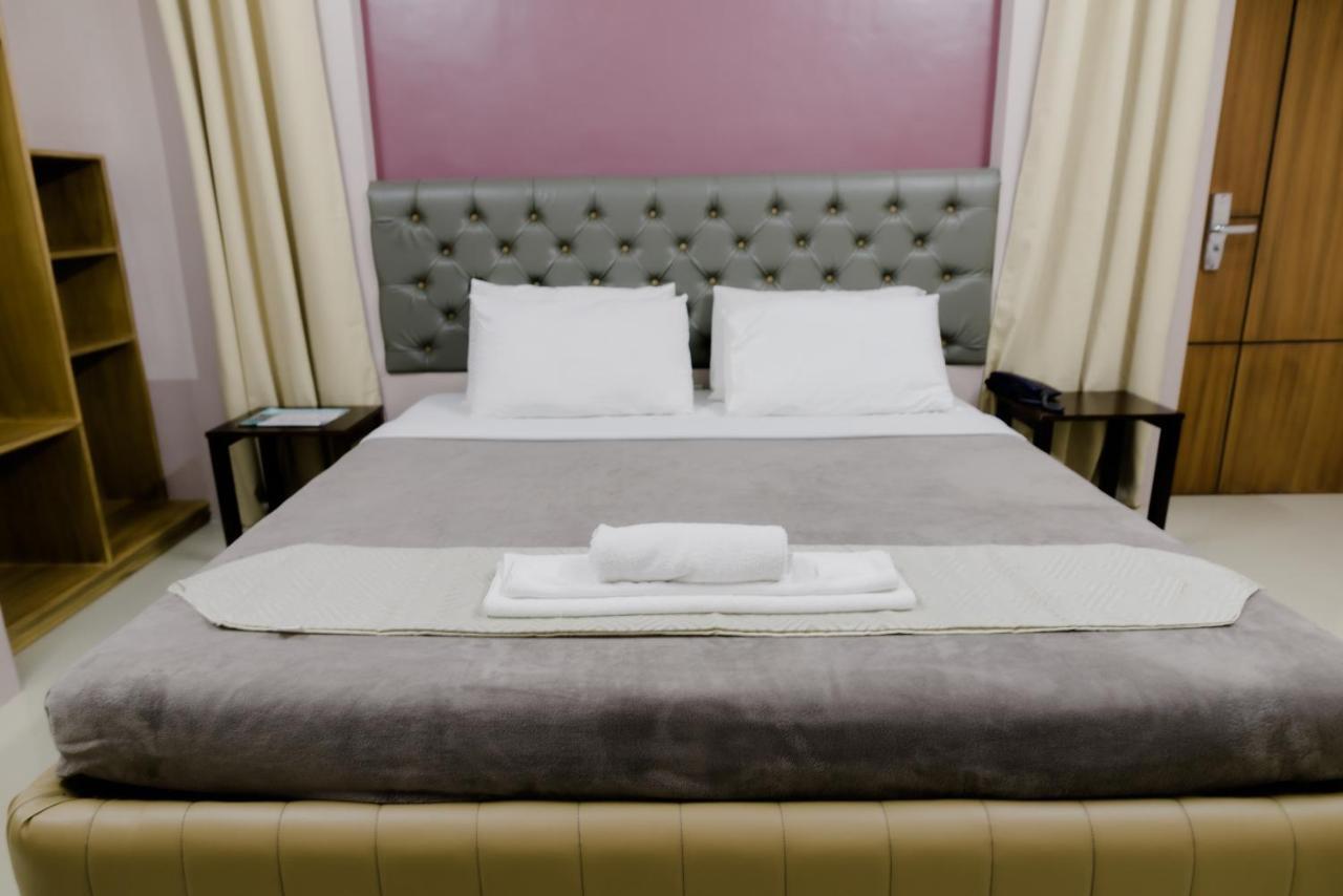 The Horizon Suites And Arcade General Santos City Kültér fotó